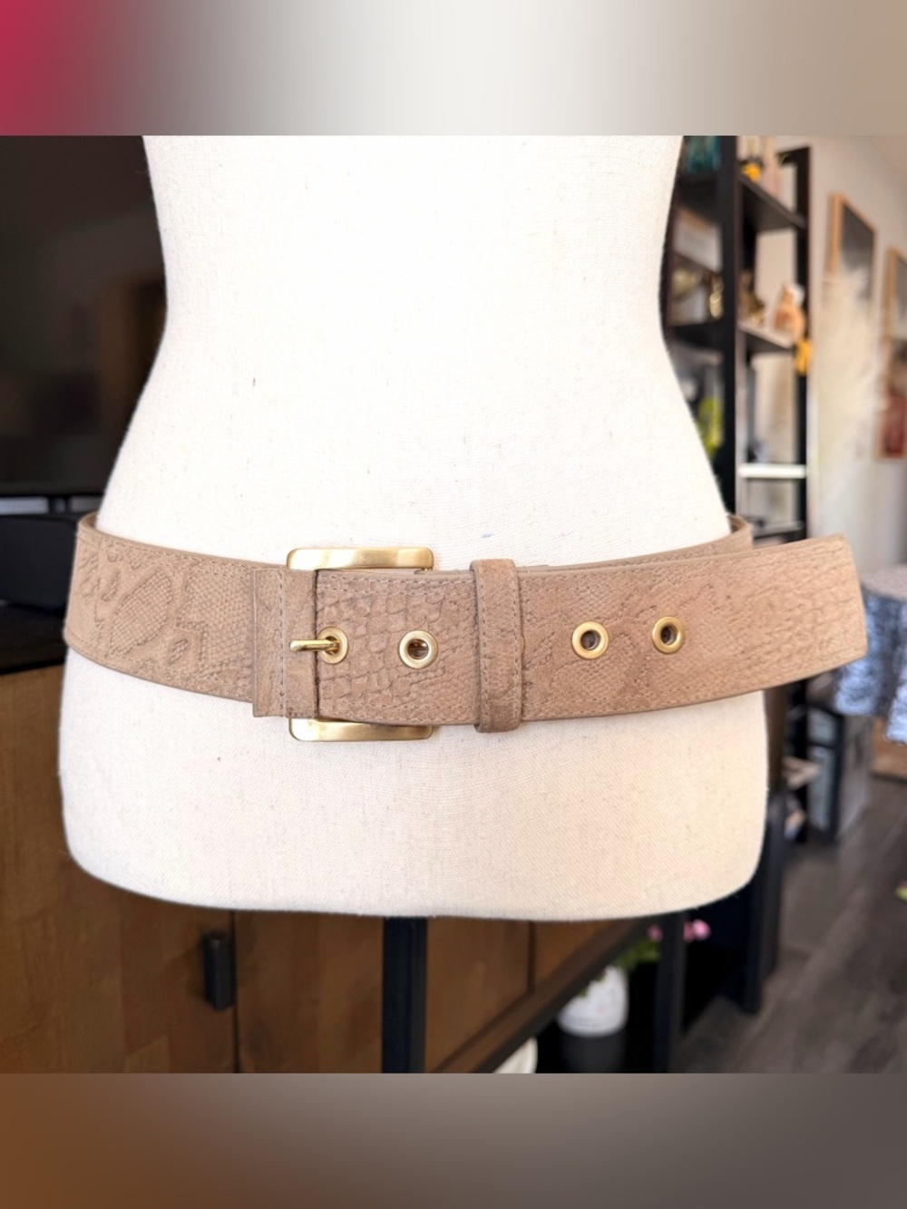 Via Spiga Reptile Textured Tan Belt with Gold Buckle